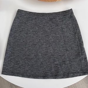 Neesha skirt. NWOT, Size Small